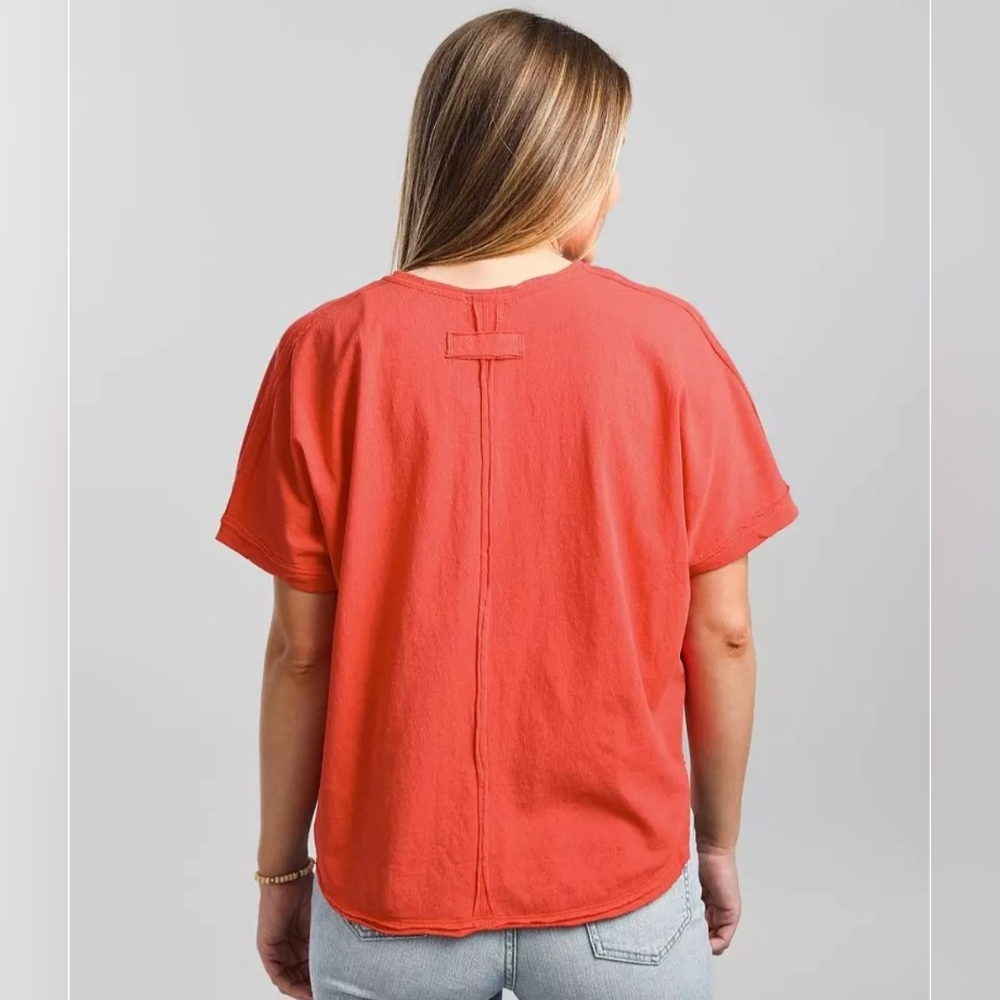 BKE Raw Edge V-neck Henley-Size Small - Picture 2 of 7